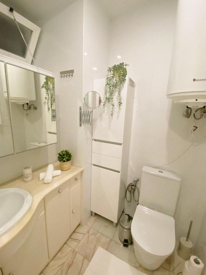 Apartment In The Best Location In Lisbona Esterno foto