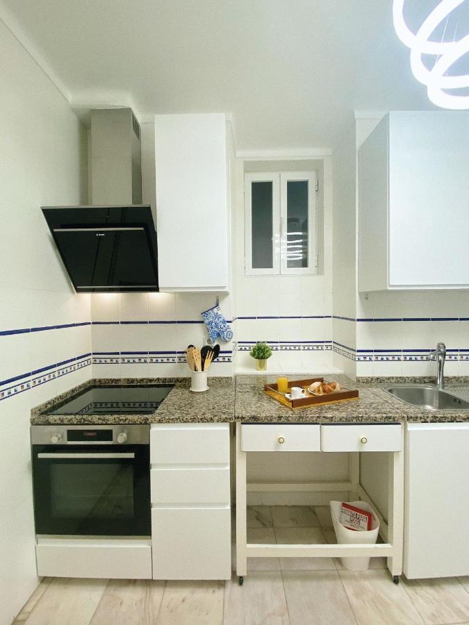 Apartment In The Best Location In Lisbona Esterno foto