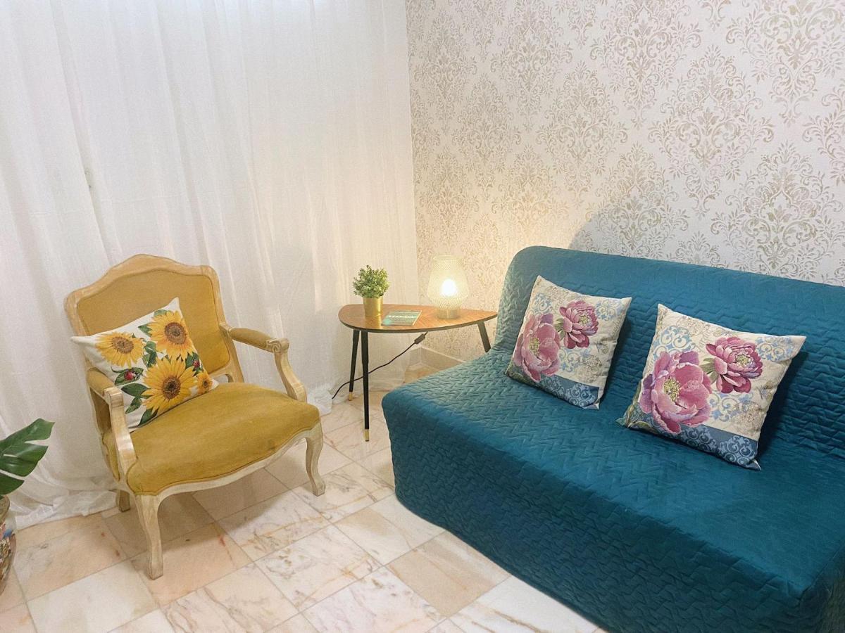 Apartment In The Best Location In Lisbona Esterno foto